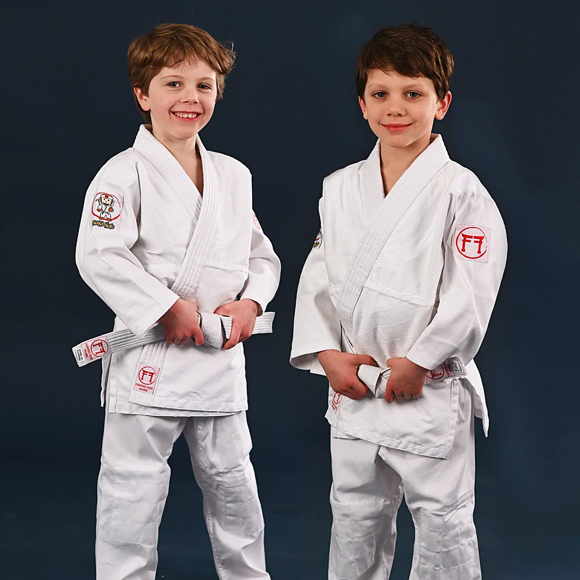 Kimono de judo pour enfant Hajime - FightingFilms