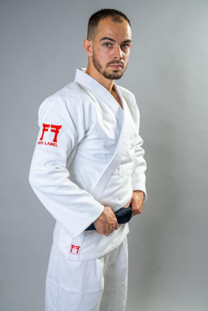 Kimono de judo Etiqueta Roja 500Ggr