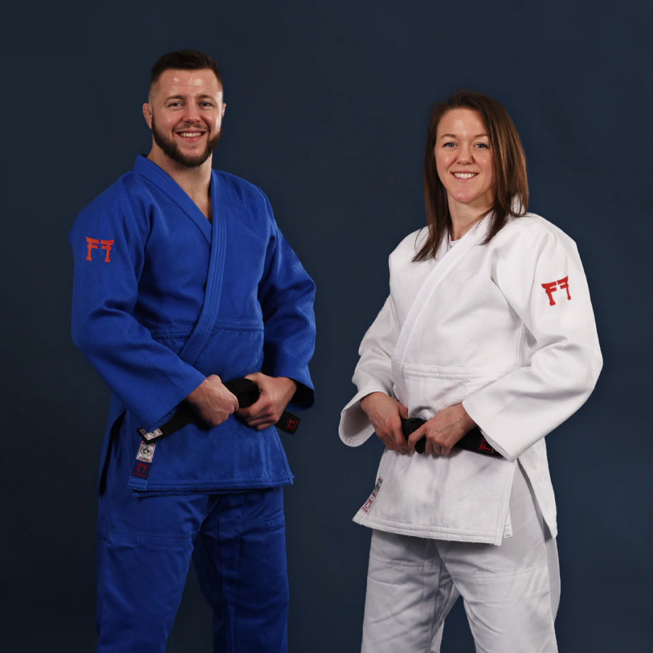 Kimono de judo aux normes Olympiques