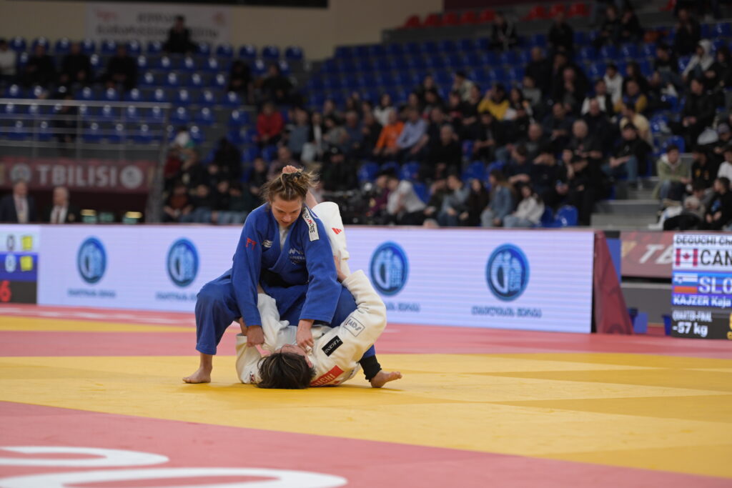 Ein Ippon nach den Regeln des Judo